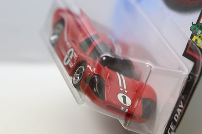 Hot Wheels '67 Ford GT40 MK.IV HW Race Day GRX30 - Plus (+) a Bonus Hot Wheel