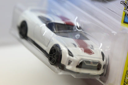 Hot Wheels '17 Nissan GT-R (R35) HW Speed Graphics GHC83 - Plus (+) a Bonus Hot Wheel