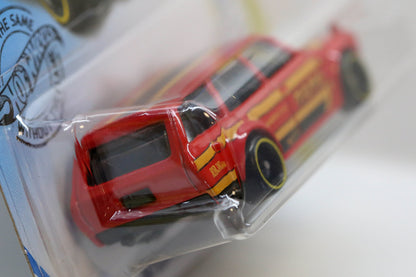 Hot Wheels Datsun Bluebird Wagon (510) HW Speed Graphics GHC90 - Plus (+) a Bonus Hot Wheel