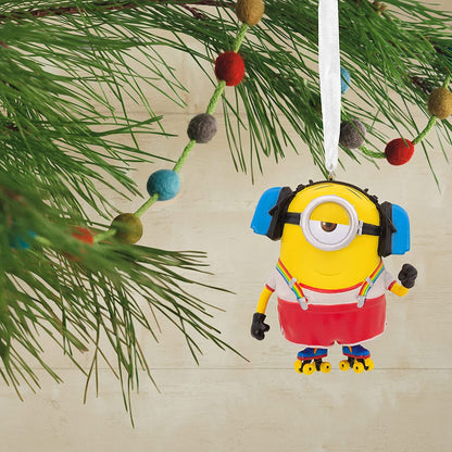 Hallmark Minions Stuart The Minion Roller Skating Christmas Ornament - 3HCM0339