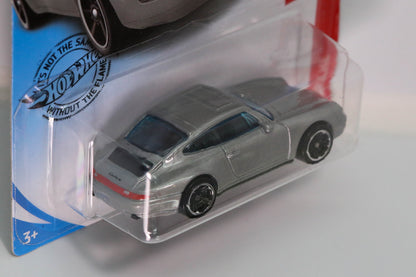 Hot Wheels '96 Porsche Carrera HW Porsche GHG59 - Kroger Exclusive